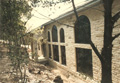 Variable size limestone pieces on home exterior